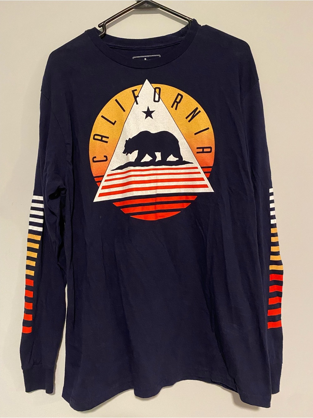 Urban Pipeline California Bear Long Sleeve Graphic Tee Navy Blue Men's Large